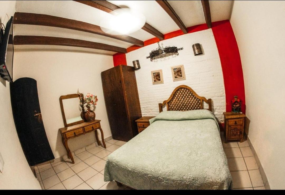 דולורס אידאלגו Hotel Posada De La Conspiracion מראה חיצוני תמונה